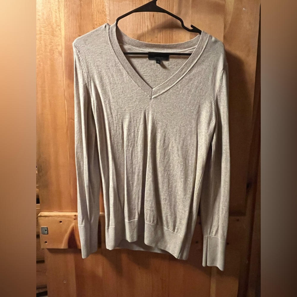 Banana Republic Factory Cream V-Neck Sweater